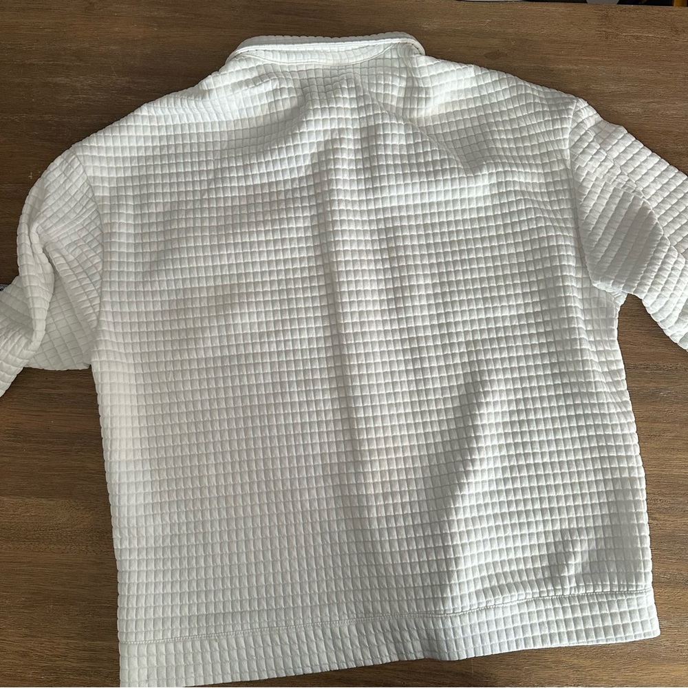 White Quilted Women’s shirt - Picture 8 of 9